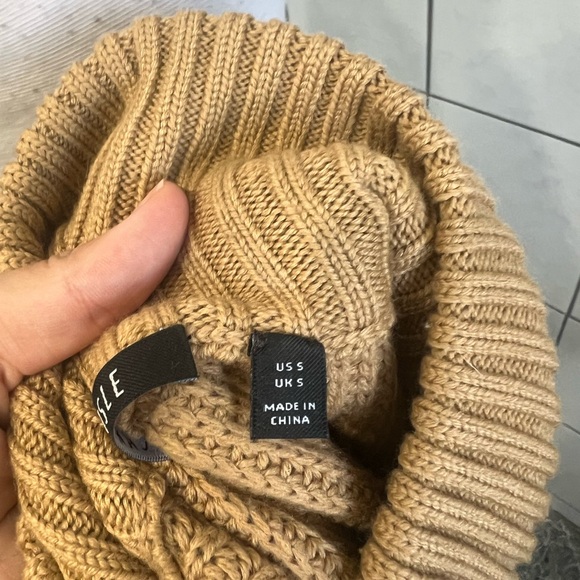 Carlisle Sweater Dress - Picture 2 of 10